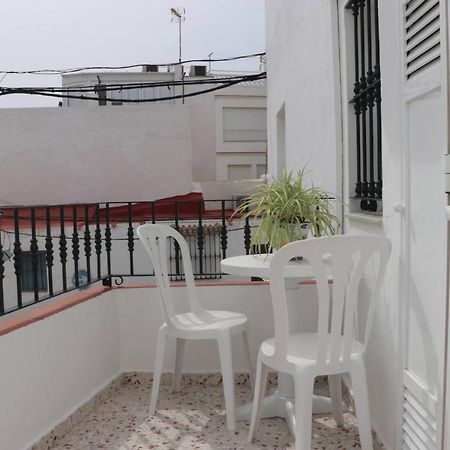 Apartamento Cortes 科尼尔-德拉弗龙特拉 外观 照片