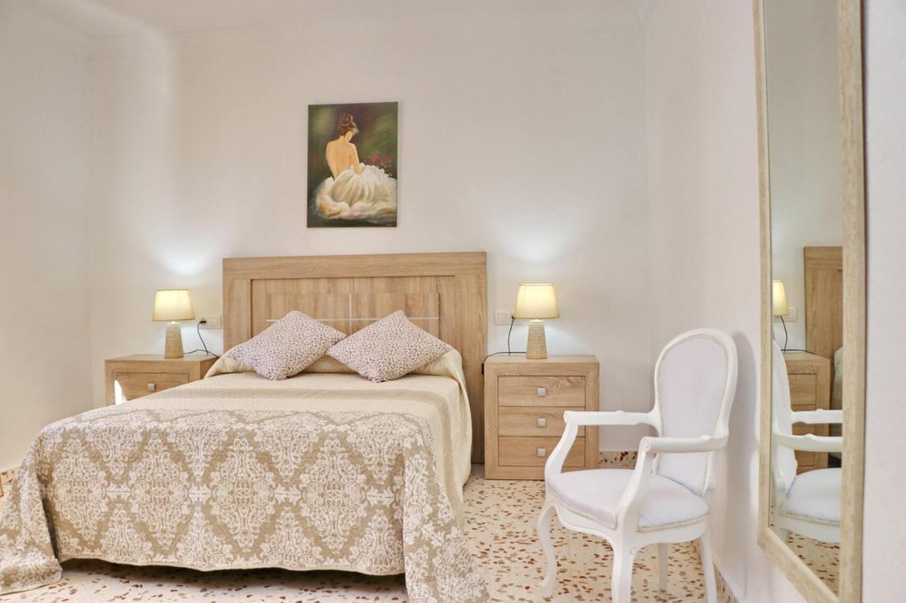 Apartamento Cortes 科尼尔-德拉弗龙特拉 外观 照片
