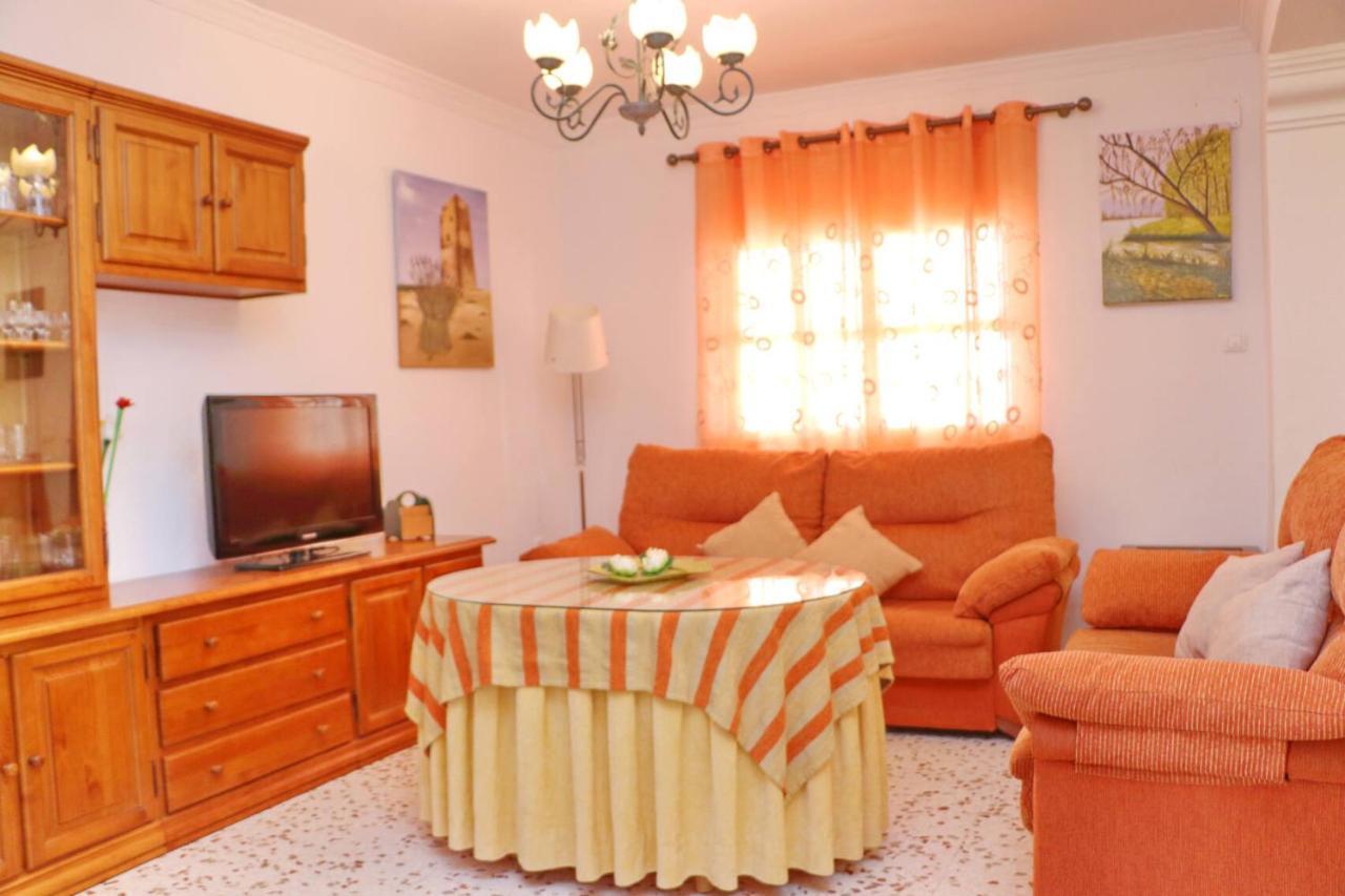 Apartamento Cortes 科尼尔-德拉弗龙特拉 外观 照片