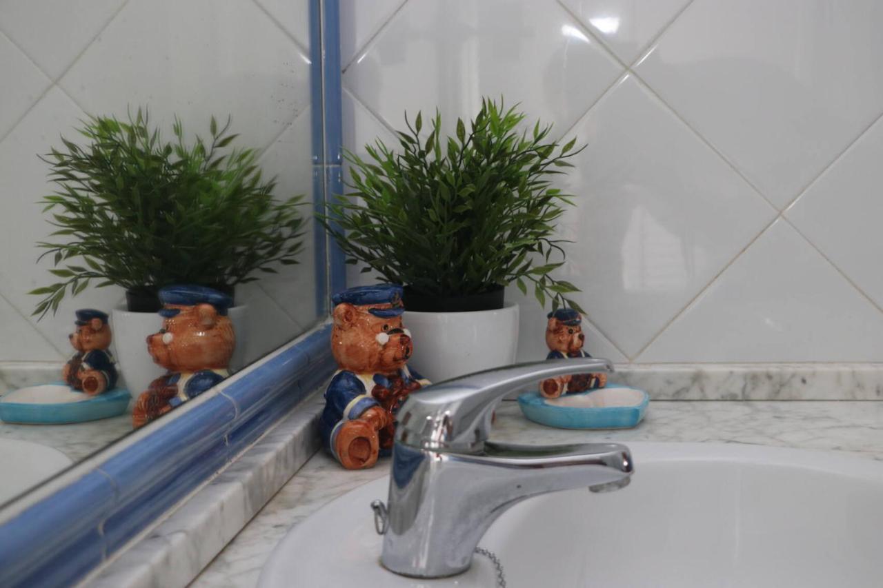 Apartamento Cortes 科尼尔-德拉弗龙特拉 外观 照片