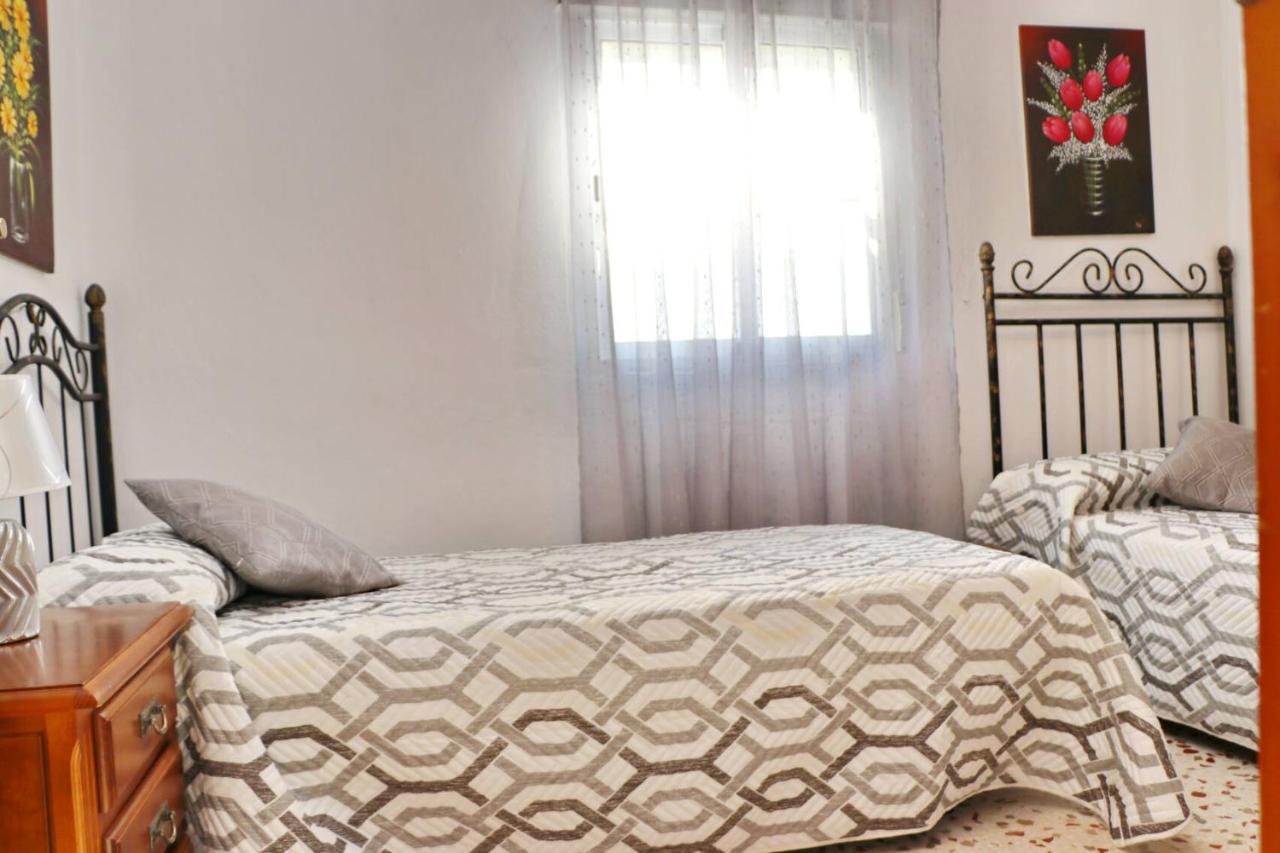 Apartamento Cortes 科尼尔-德拉弗龙特拉 外观 照片