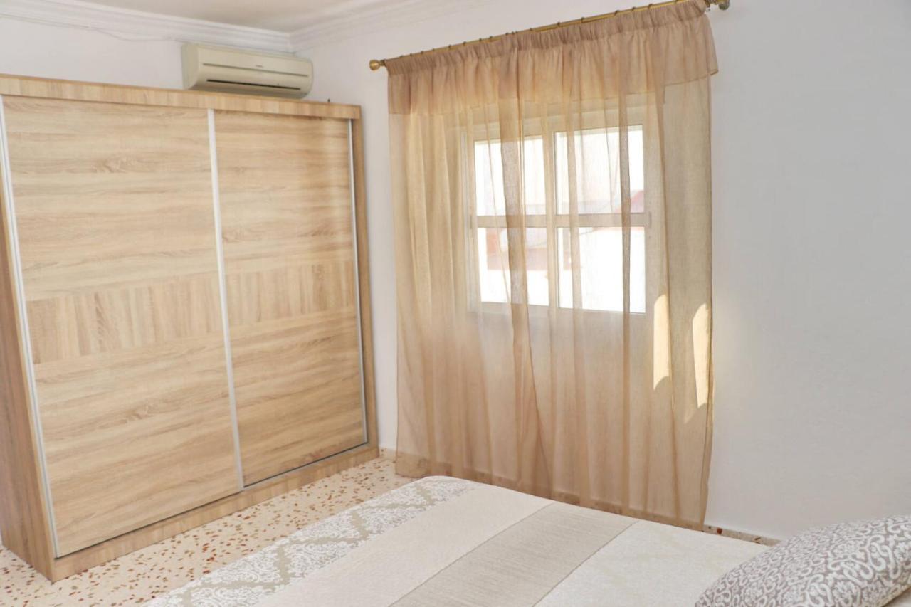 Apartamento Cortes 科尼尔-德拉弗龙特拉 外观 照片