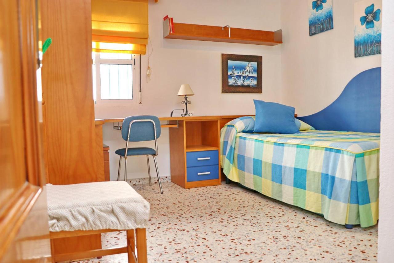 Apartamento Cortes 科尼尔-德拉弗龙特拉 外观 照片
