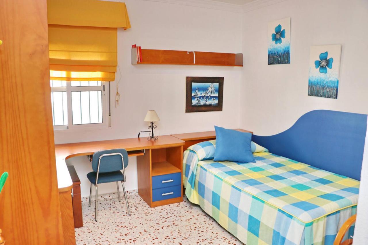 Apartamento Cortes 科尼尔-德拉弗龙特拉 外观 照片